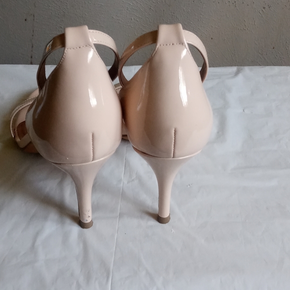 Halogen Shoes - Picture 4 of 6